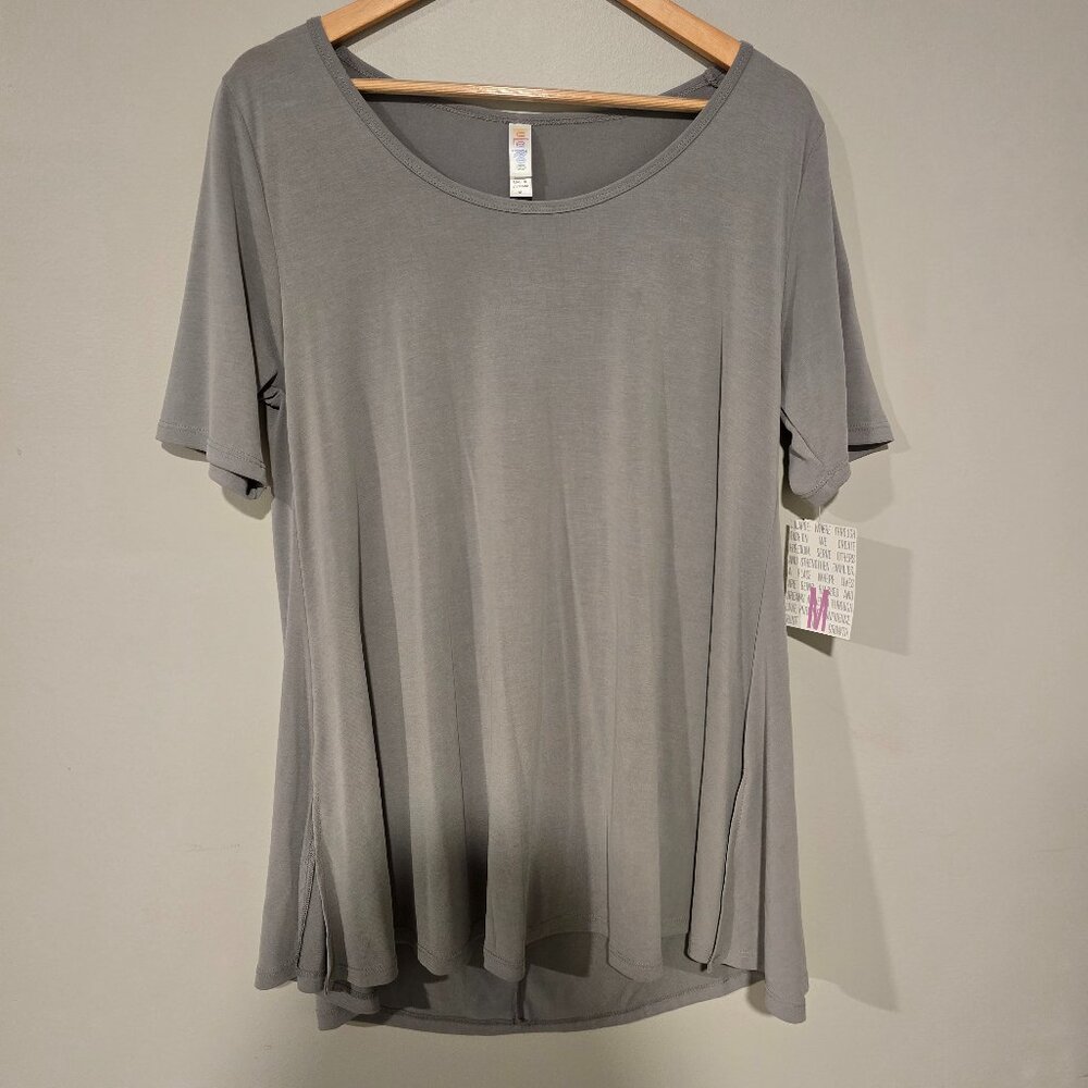 NWT LuLaRoe Shirt | Women's M